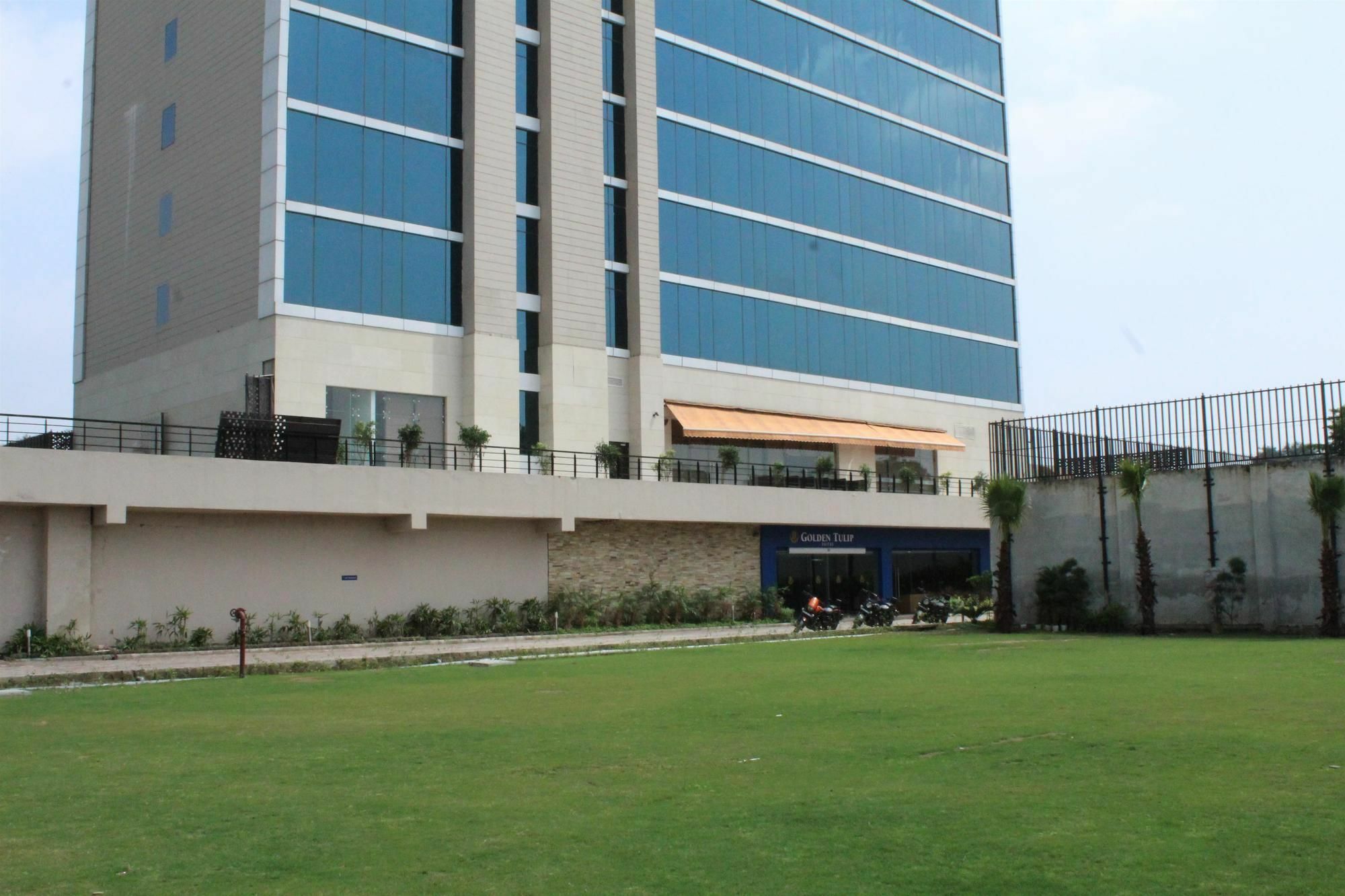 Golden Suites Gurgaon Inde Hotels Екстер'єр фото